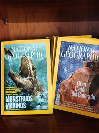 Gran lote de Revistas Y DVDs National Geografic.