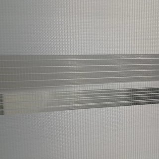Estor estrecho blanco