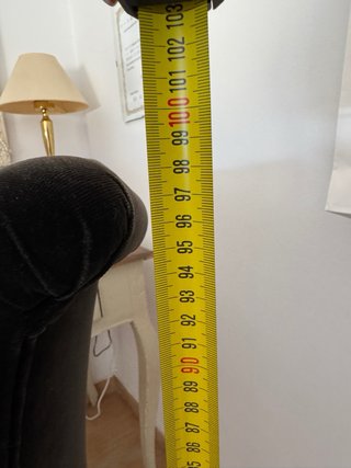 Silla de terciopelo negro