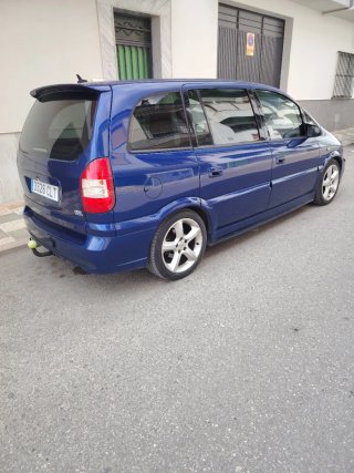 Opel Zafira 2004
