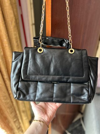 Bolso negro sin estrenar