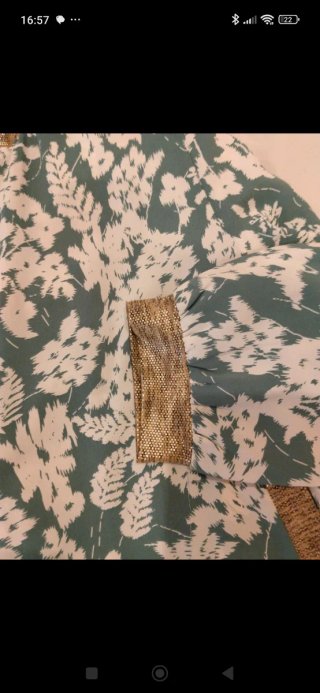 Chaqueta Rita Ros verde y dorada