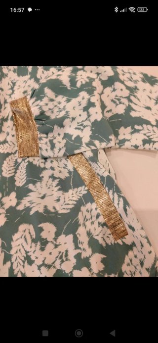 Chaqueta Rita Ros verde y dorada