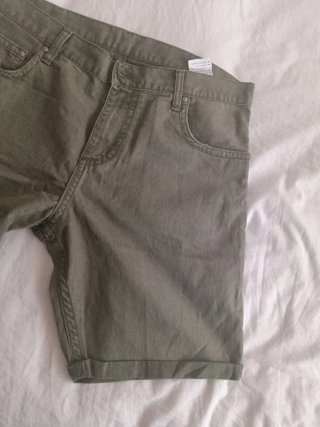 Pantalón corto carhatt talla 34
