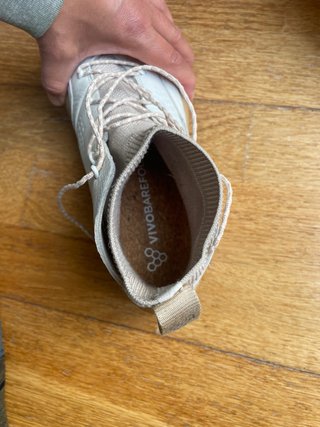 Zapatillas Vivobarefoot Mujer.  Beige/Blanco