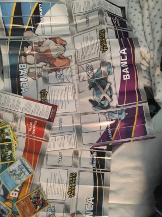 Tablero y cartas Pokémon Antiguos