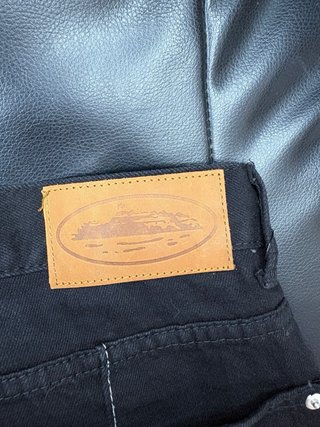 Pantalón Corto Corteiz Negro