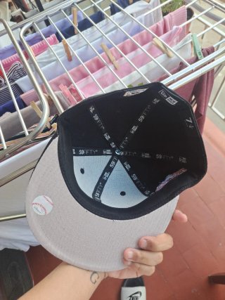 Gorra New Era LA Negra
