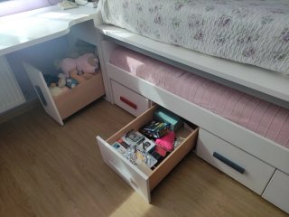 URGE!!!Habitación juvenil completa.