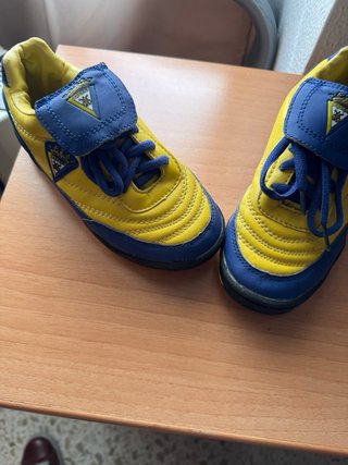 Zapatillas Deportivas Cádiz CF Talla 30