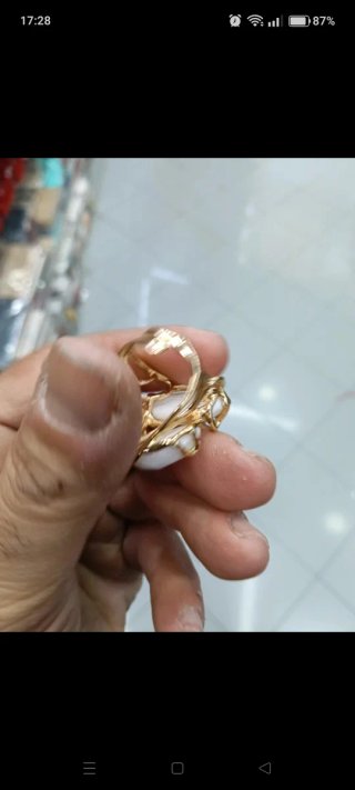 Anello oro con pietre bianche