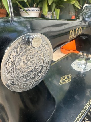 Máquina de coser Alfa vintage