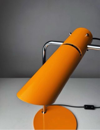 Lámpara Vintage con cabeza ajustable. Italia 70’s