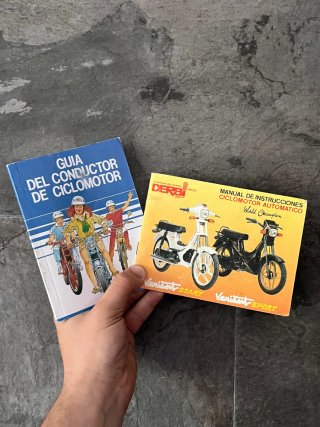 Derbi Variant Negra y Roja