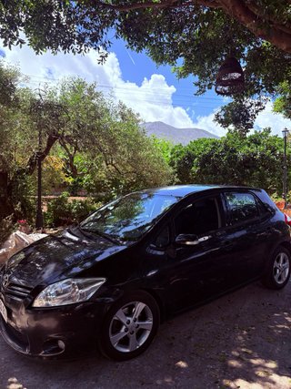 Toyota Auris 2010