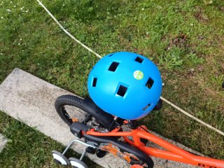 Bicicleta infantil 14 naranja + casco +ruedines