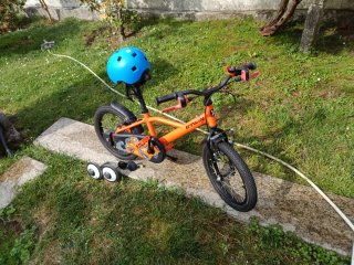Bicicleta infantil 14 naranja + casco +ruedines