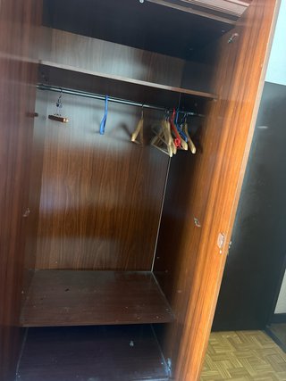 Armario de madera 2 puertas grande