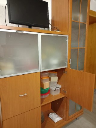 Mueble Comedor Madera y Cristal