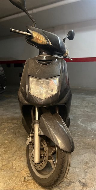 Yamaha Cygnus X 125 Scooter Negra
