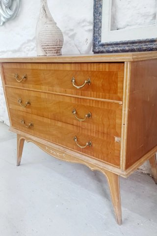 Mueble cómoda aparador con cajones
