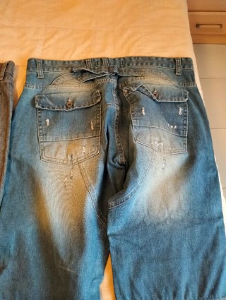 4 Pantalones Vaqueros