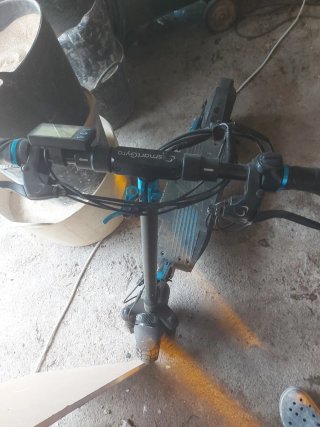 Patinete SmartGyro averiado para piezas