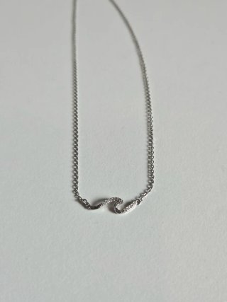Collar Ola Plata con Circonitas