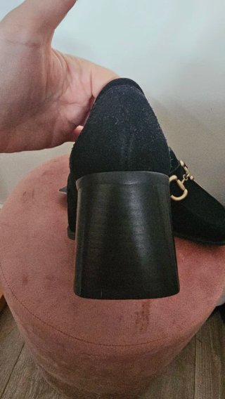 Mocasines Carmela Piel Negros Tacon