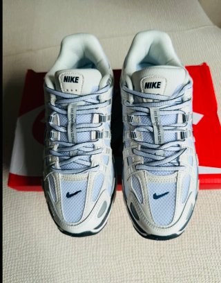 Nike P-6000 Talla 38 Plata/Blanco