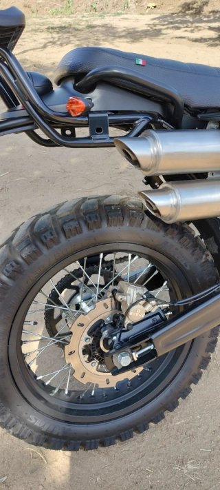 Fantic Caballero 125 Scrambler 8.000km, muy nueva!