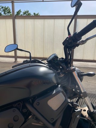 Yamaha XSR 700 Negra