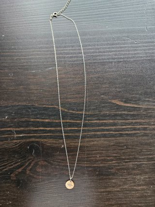 Conjunto Collar y Pendientes Cubo Negro