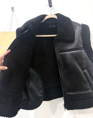 Chaleco efecto piel negro Talla S
