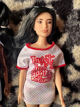 Lote 3 Barbies Fashionistas NO jugadas.