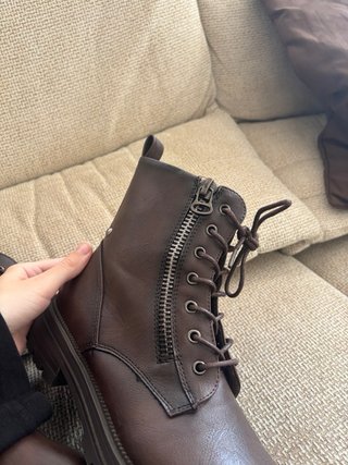 Botas estilo militar marrones