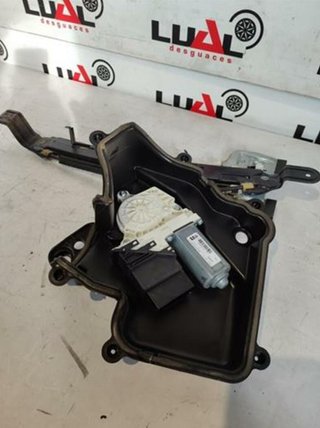 Elevalunas trasero izquierdo seat 113574 cfhc leon