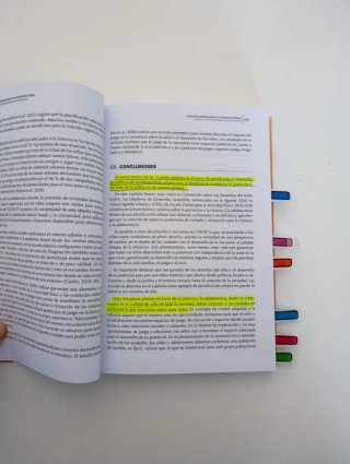 Políticas comparadas de la educación social. Uned