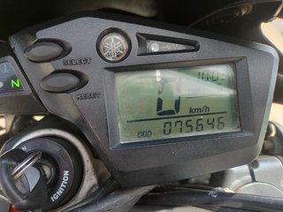 Yamaha XT660R Negra