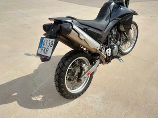 Yamaha XT660R Negra
