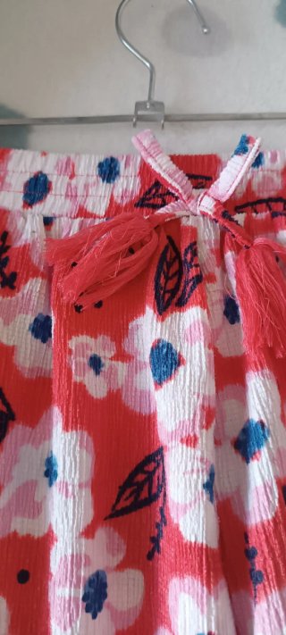 Pantalón ancho T 11-12 estampado floral