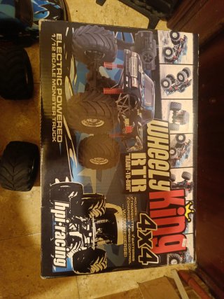 Coche teledirigido 4x4