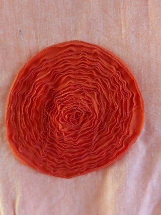 Traje Flamenca Coral Lunares Cinta Rojos