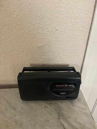 Radio Portátil Vintage SABA RX 122