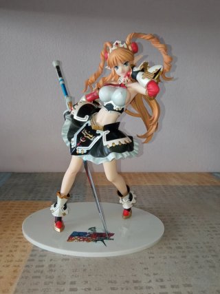 Figura Kaguya Nambu y Neige Hausen Volks