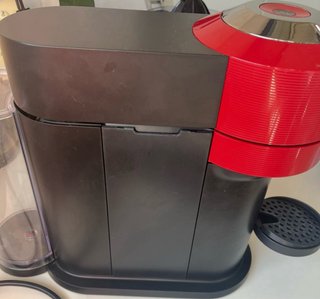 Cafetera Nespresso Roja