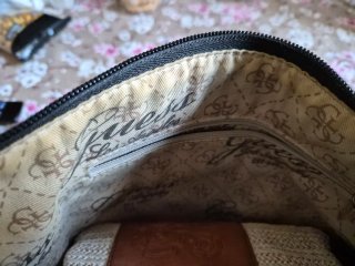 Bolso Guess Negro Piel Sintética