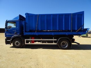 MAN TGM 18 290--CAMIONES CON GANCHO