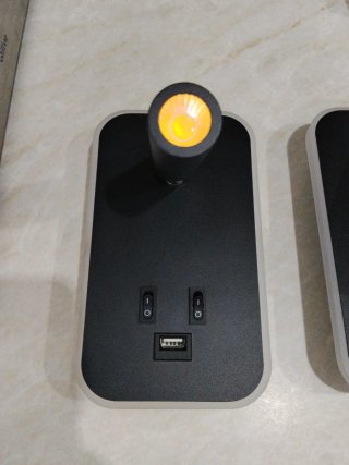 Lámparas de pared LED con USB