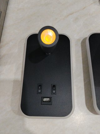 Lámparas de pared LED con USB